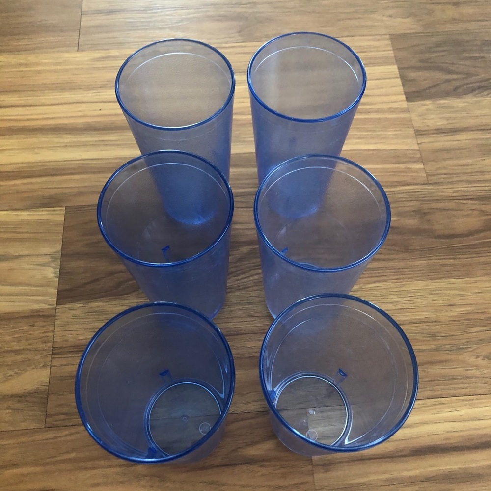 Carlisle 521654 16oz Blue Textured Plastic Tumbler